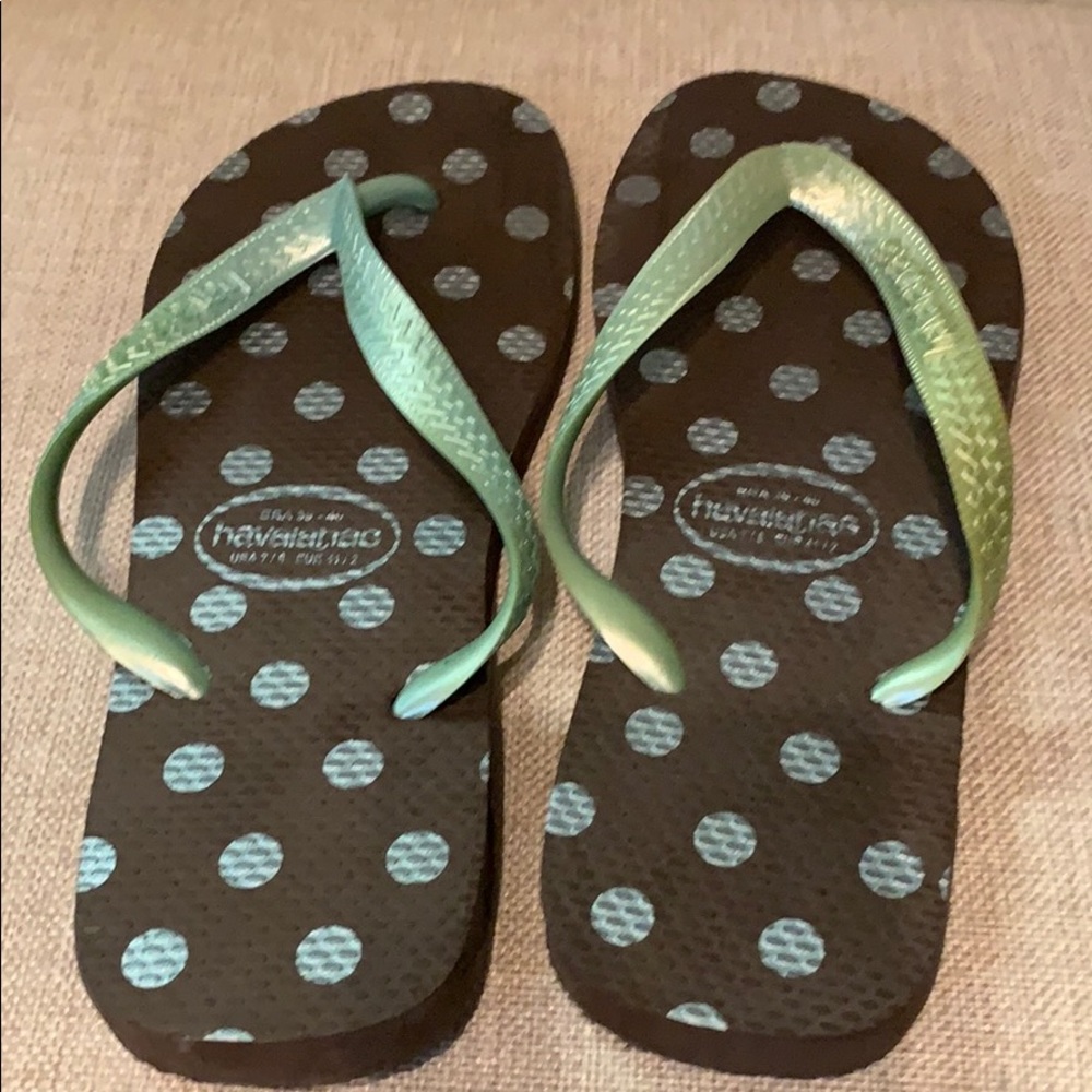 Women’s Havaianas flip flops/ USA 7/8